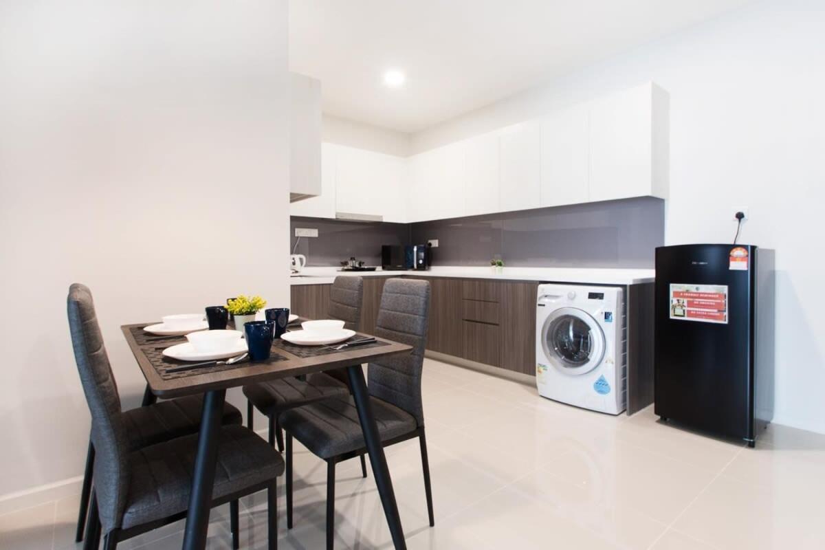 Modern, High Floor Suasana Suites 05 In Jb Johor Bahru Ngoại thất bức ảnh